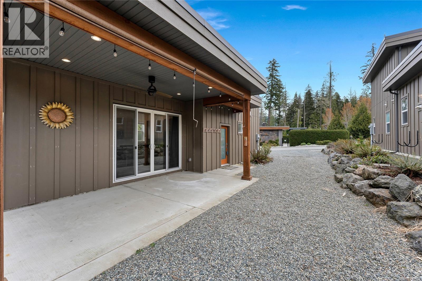 9336 Cabin Way, Lake Cowichan, British Columbia  V0R 2G1 - Photo 4 - 1033783