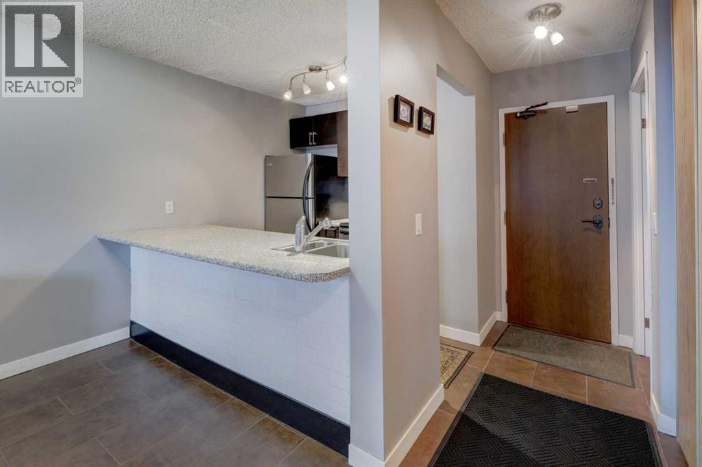 711, 738 3 Avenue SW, Calgary, Alberta  T2P 0G7 - Photo 5 - A2294514