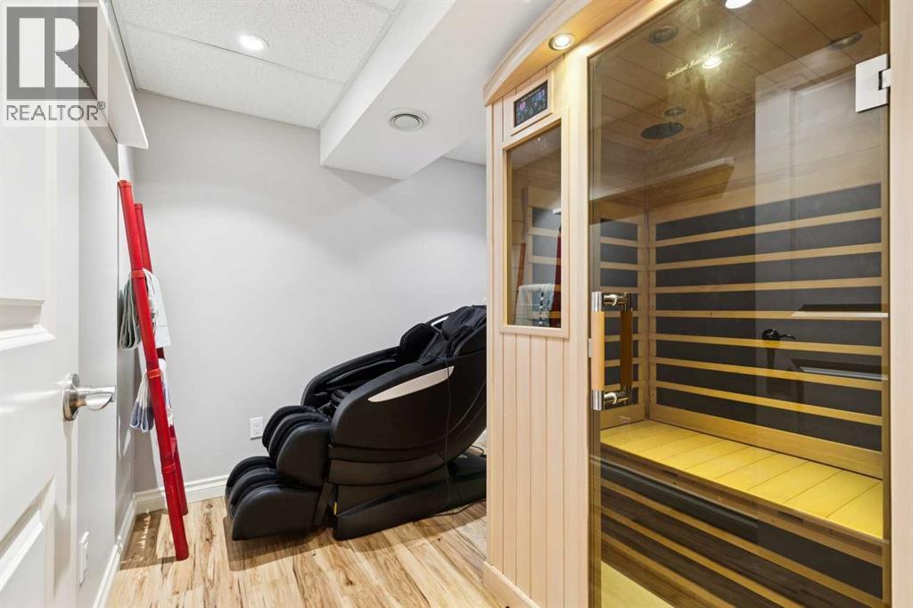 734 Oakhill Place SW, Calgary, Alberta  T2V 3X9 - Photo 29 - A2299715