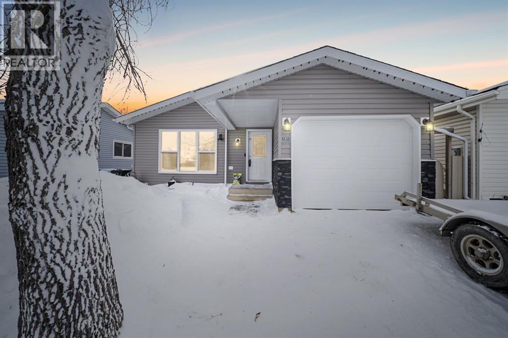 181 Windsor Drive, Fort Mcmurray, Alberta  T9H 4R1 - Photo 1 - A2290412