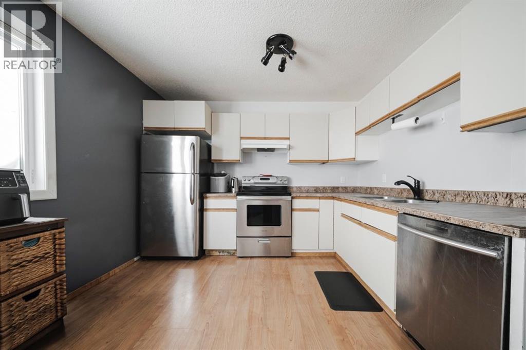 181 Windsor Drive, Fort Mcmurray, Alberta  T9H 4R1 - Photo 7 - A2290412