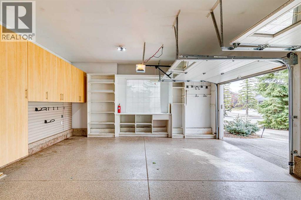 1656 Evergreen Hill Sw, Calgary, Alberta  T2Y 3B6 - Photo 21 - A2305555