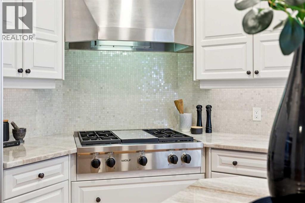 1656 Evergreen Hill Sw, Calgary, Alberta  T2Y 3B6 - Photo 7 - A2305555