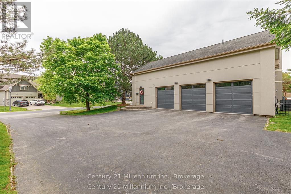 160 Grand Cypress Lane, Blue Mountains, Ontario  L9Y 0K8 - Photo 3 - X13057038