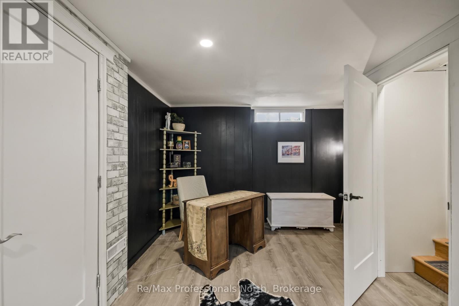 191 Phillip Street W, Gravenhurst, Ontario  P1P 1J4 - Photo 17 - X13057132