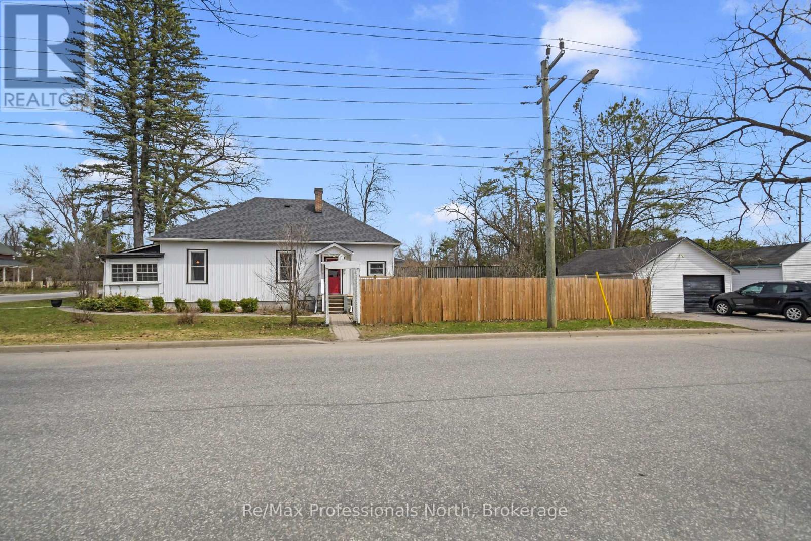 191 Phillip Street W, Gravenhurst, Ontario  P1P 1J4 - Photo 32 - X13057132