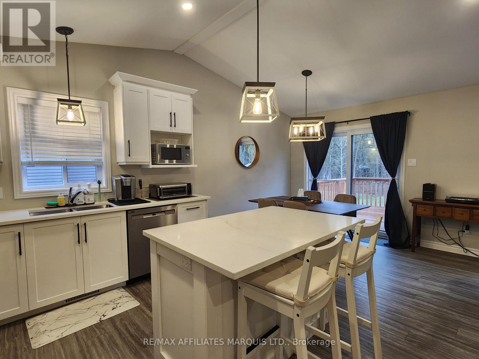 47 Beech Street, South Stormont, Ontario  K0C 1M0 - Photo 2 - X12956064
