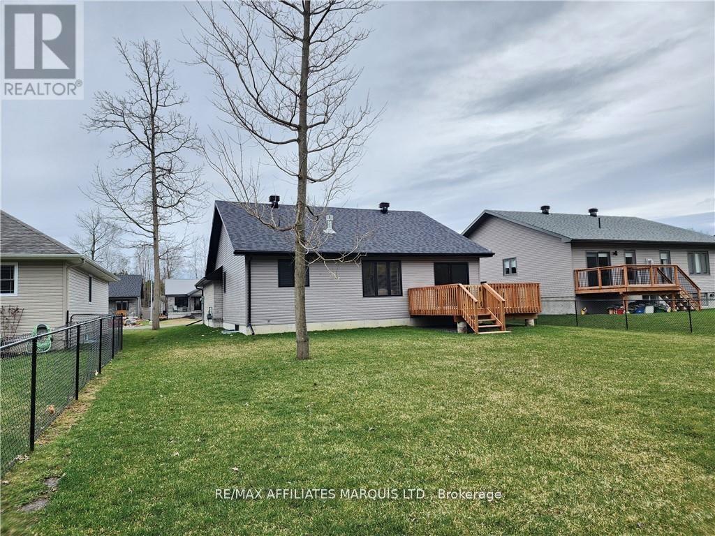 47 Beech Street, South Stormont, Ontario  K0C 1M0 - Photo 23 - X12956064