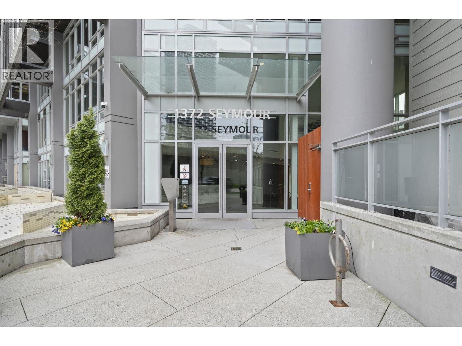 3103 1372 Seymour Street, Vancouver, British Columbia  V6B 0L1 - Photo 3 - R3117204