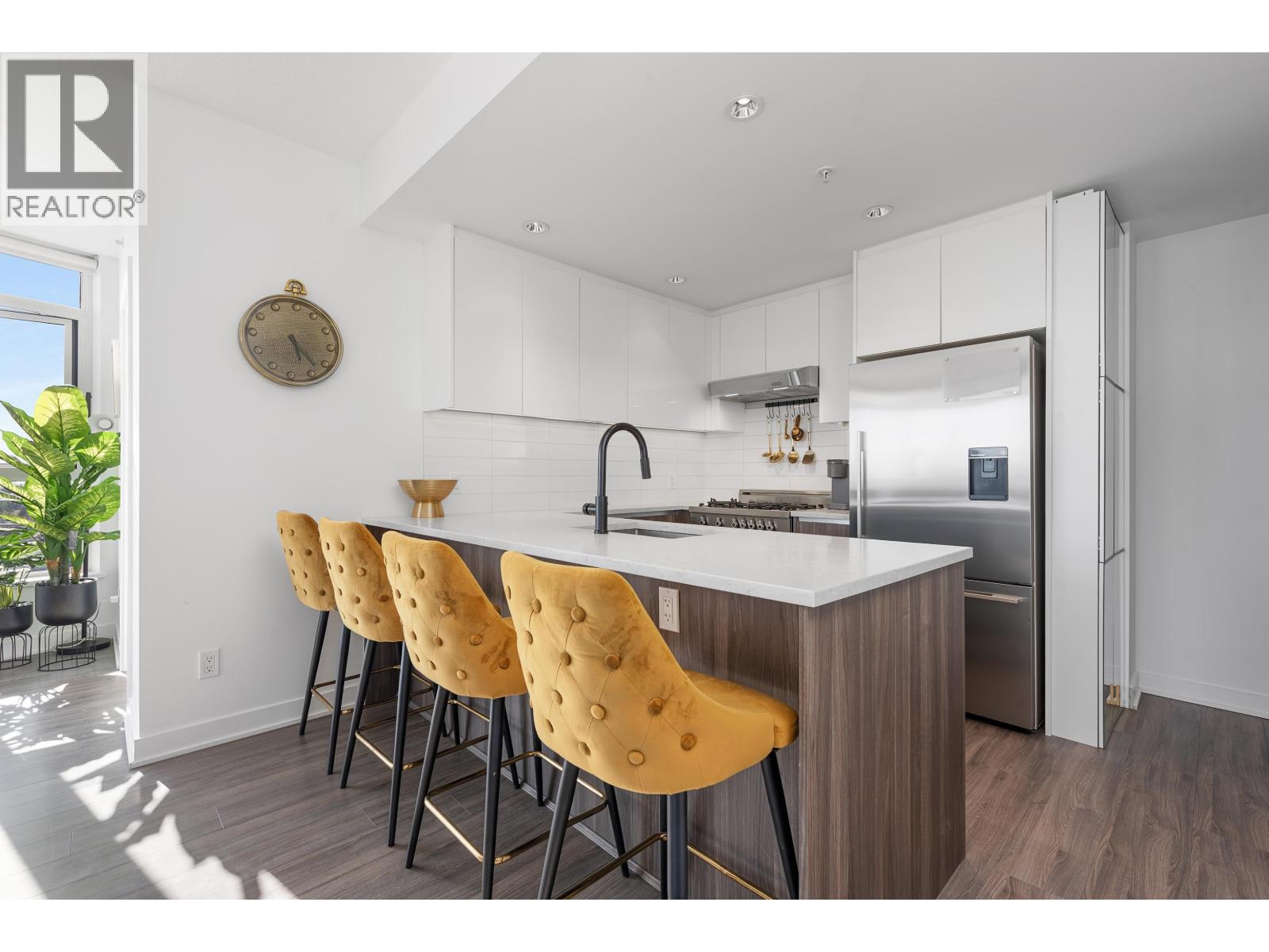 2202 4900 Lennox Lane, Burnaby, British Columbia  V5H 0G9 - Photo 7 - R3117218