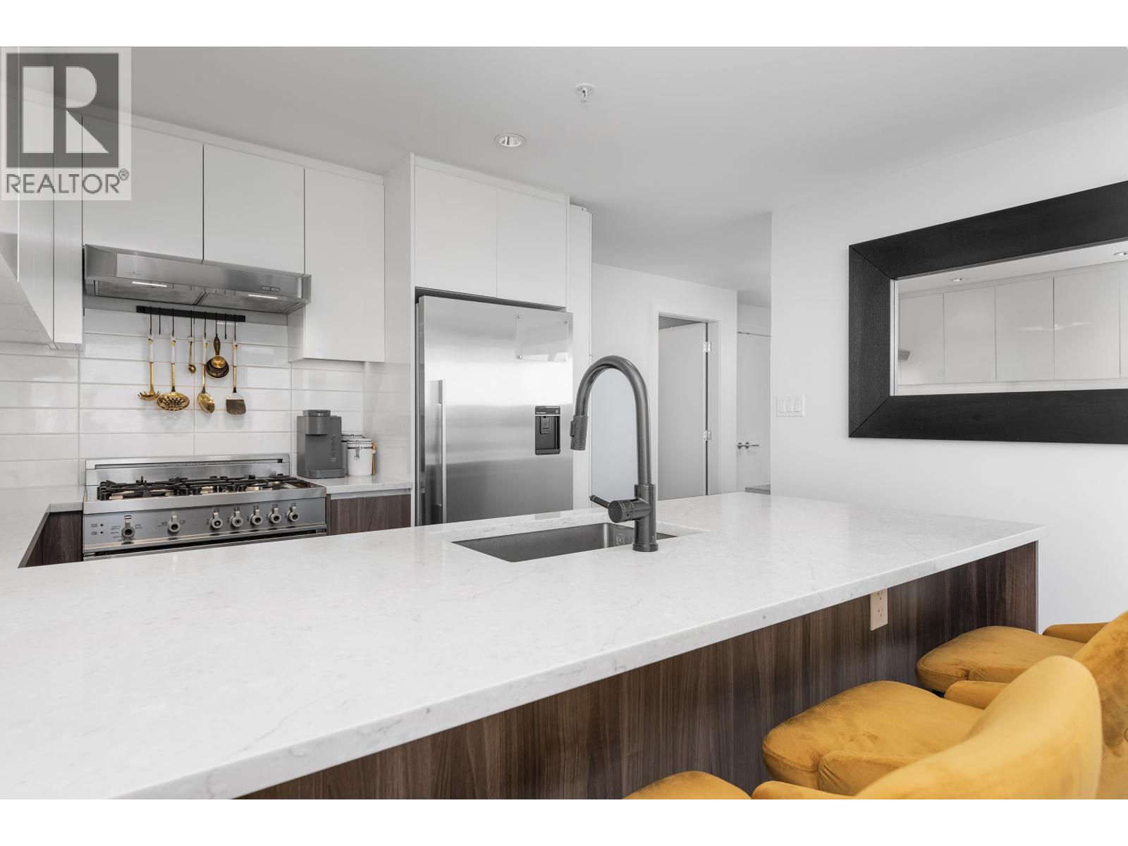 2202 4900 Lennox Lane, Burnaby, British Columbia  V5H 0G9 - Photo 8 - R3117218