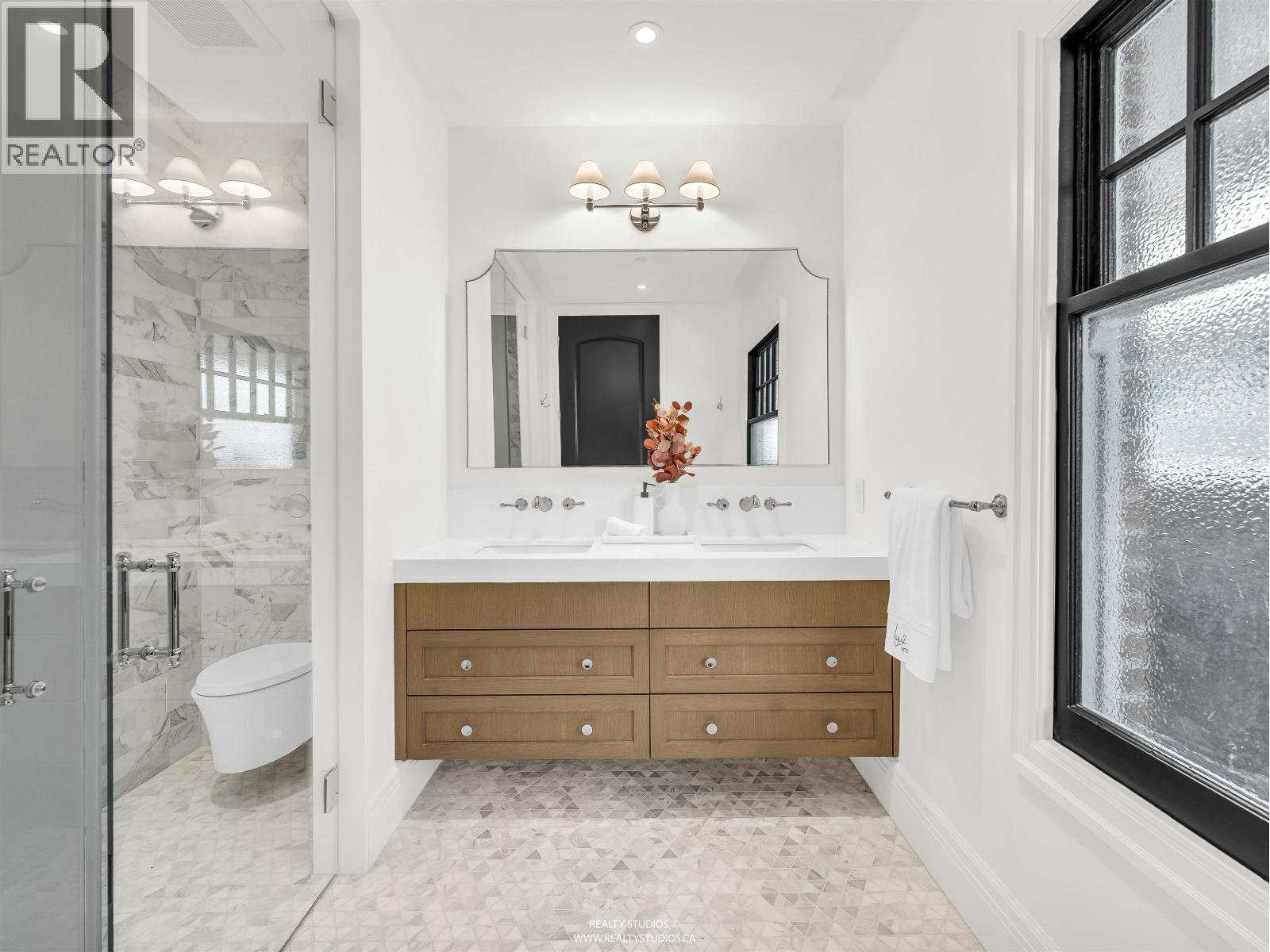 2050 SW Marine Drive, Vancouver, British Columbia  V6P 6B5 - Photo 20 - R3117195