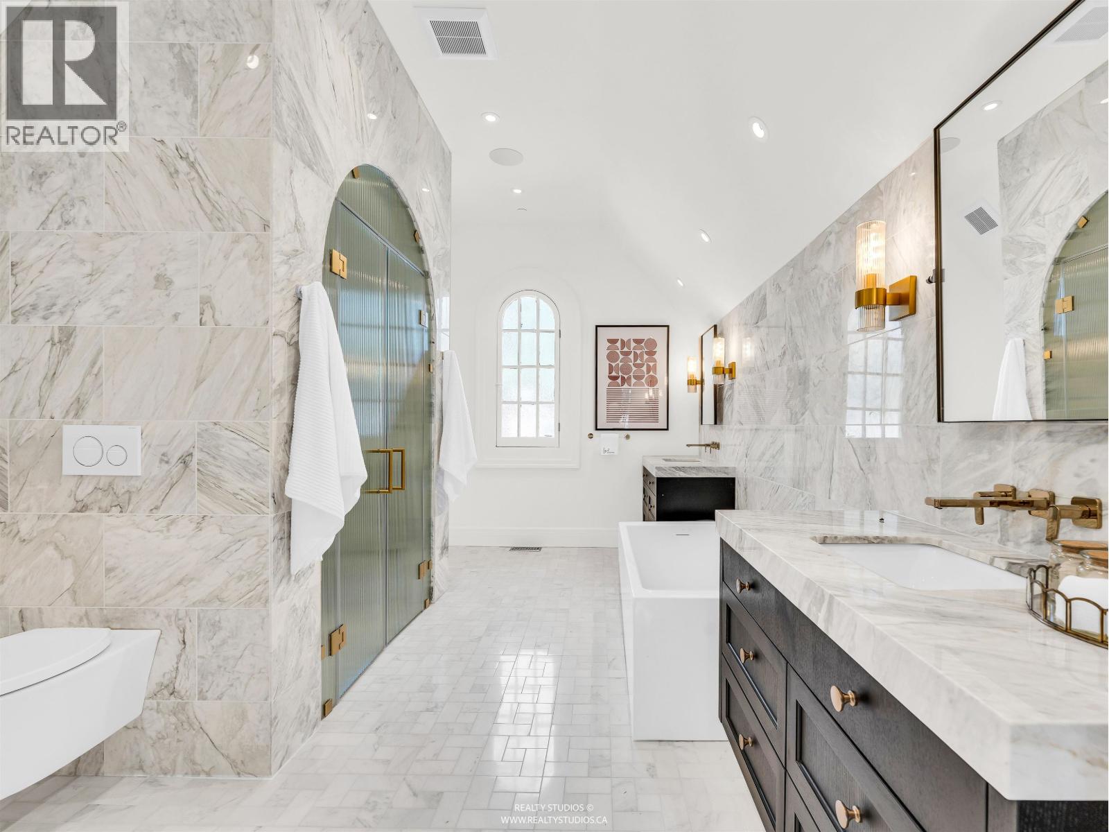 2050 SW Marine Drive, Vancouver, British Columbia  V6P 6B5 - Photo 27 - R3117195