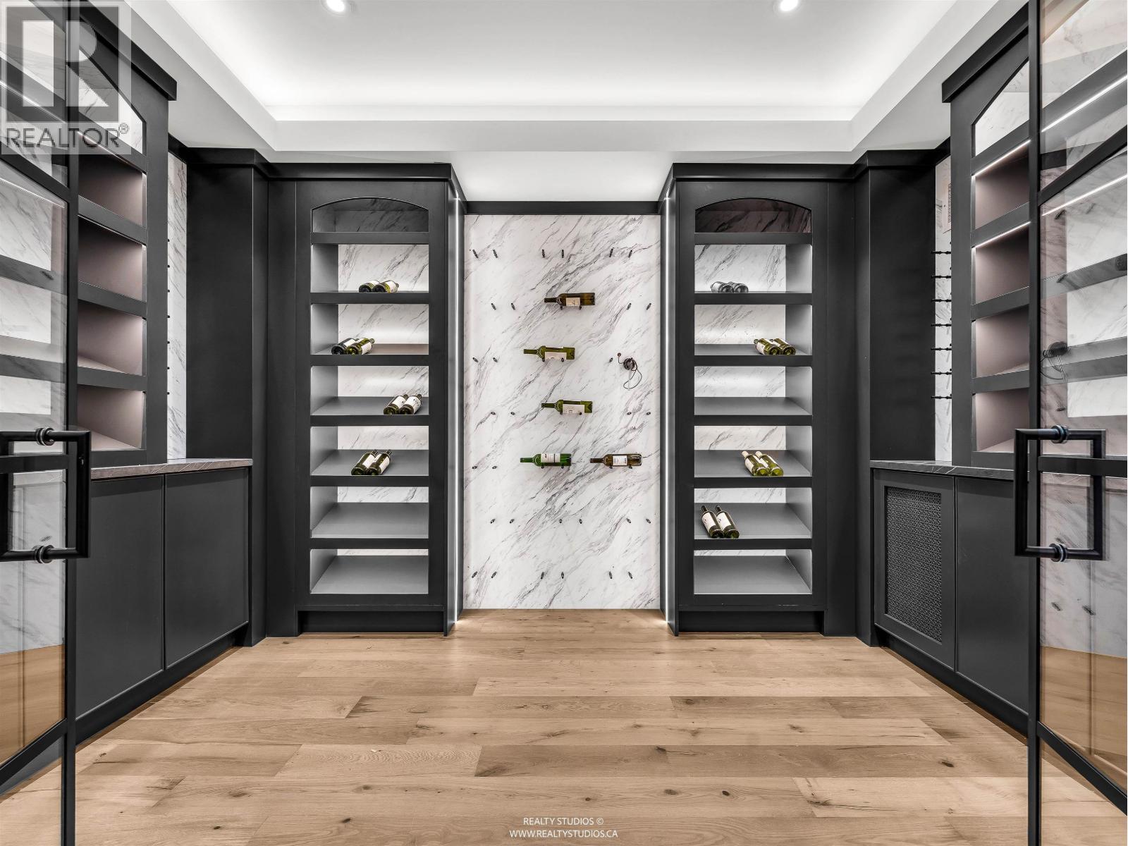 2050 SW Marine Drive, Vancouver, British Columbia  V6P 6B5 - Photo 30 - R3117195