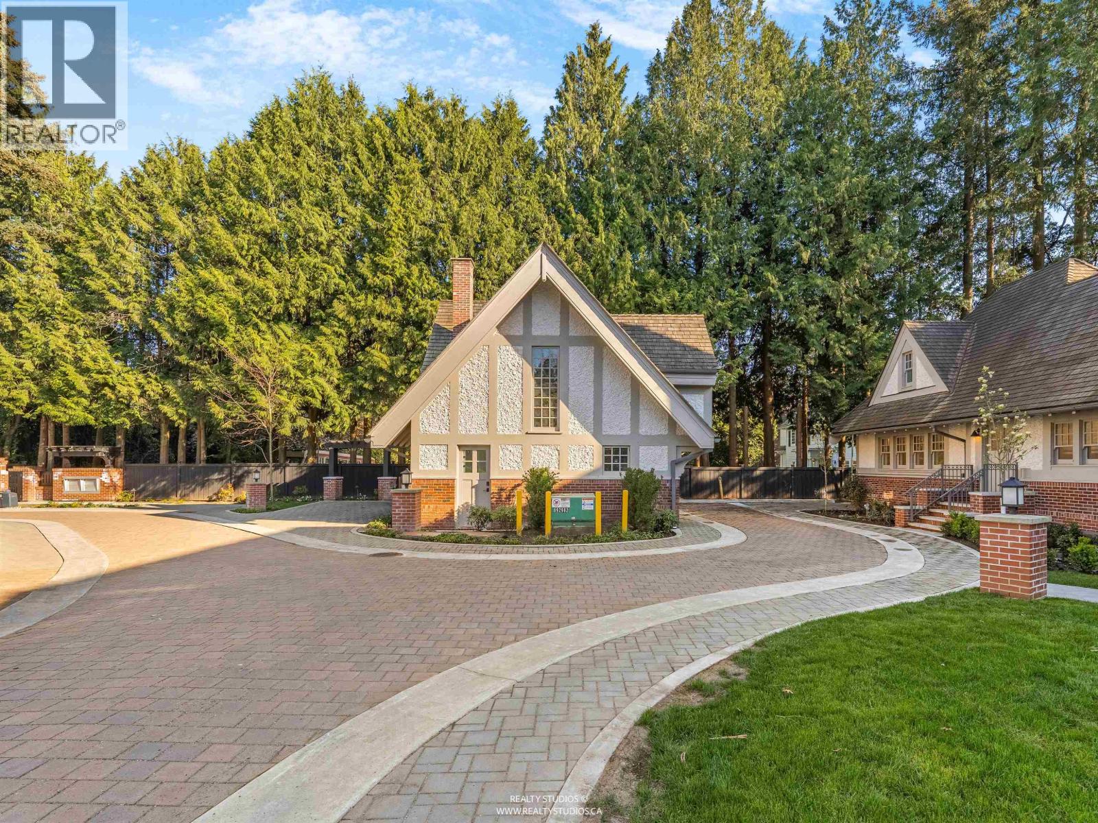 2050 SW Marine Drive, Vancouver, British Columbia  V6P 6B5 - Photo 36 - R3117195