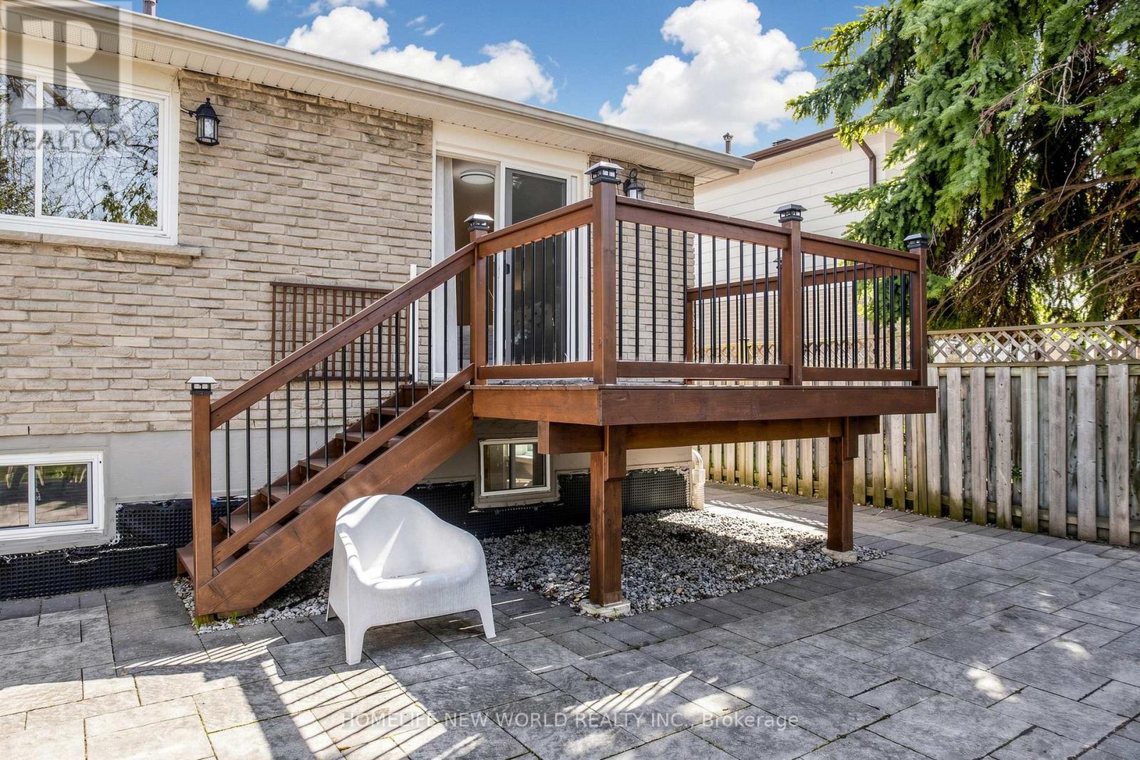 10 Hines Drive, Toronto, Ontario  M2H 2M1 - Photo 39 - C13056966