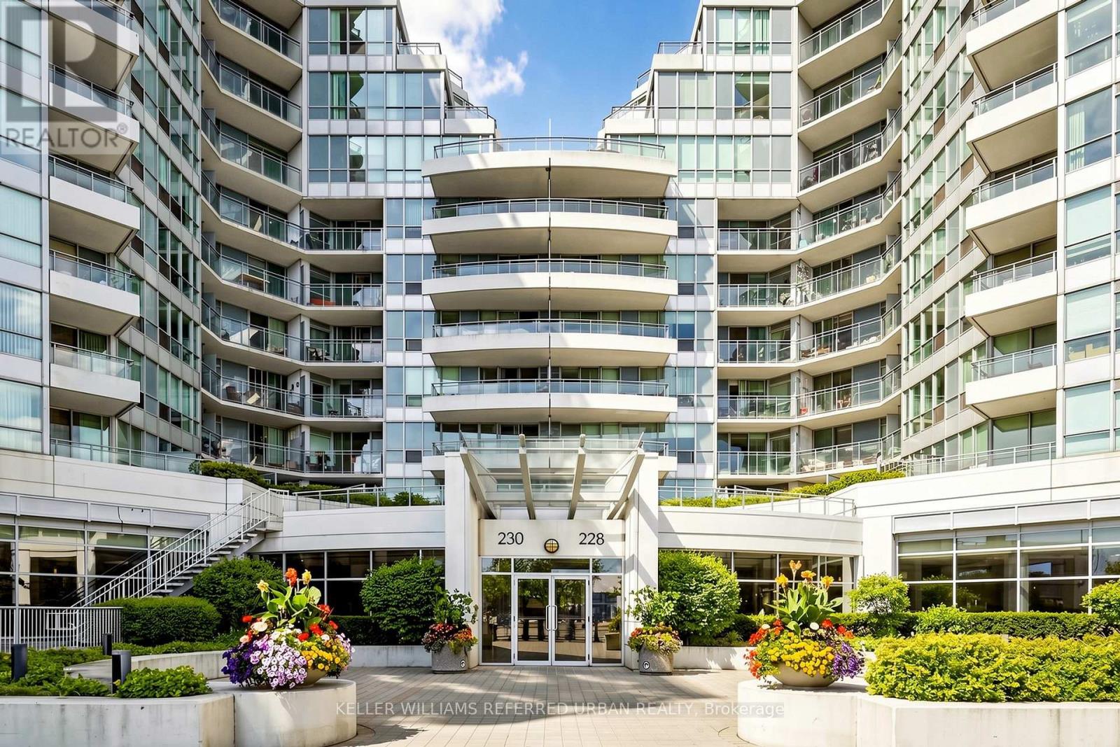 2325 - 230 QUEENS QUAY W, Toronto, Ontario