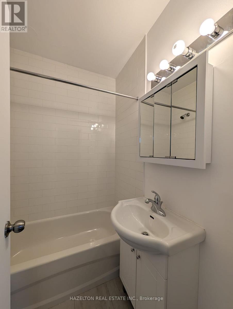 511 - 57 Parkwoods Village Drive, Toronto, Ontario  M3A 2X3 - Photo 11 - C13057088