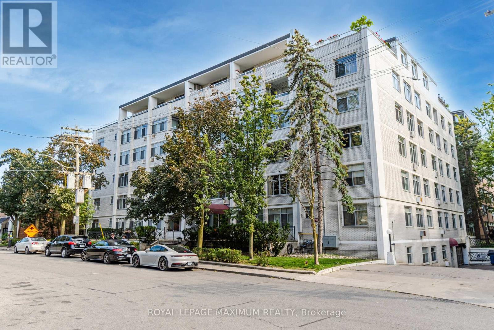 407 - 335 LONSDALE ROAD, Toronto, Ontario