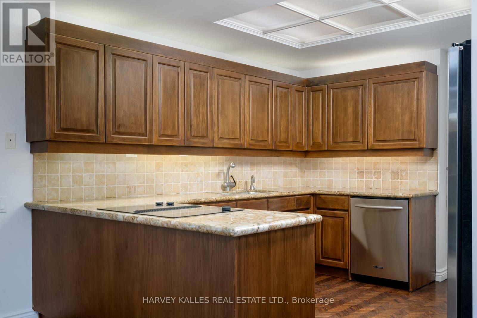 204 - 70 Rosehill Avenue, Toronto, Ontario  M4T 2W7 - Photo 15 - C13056736