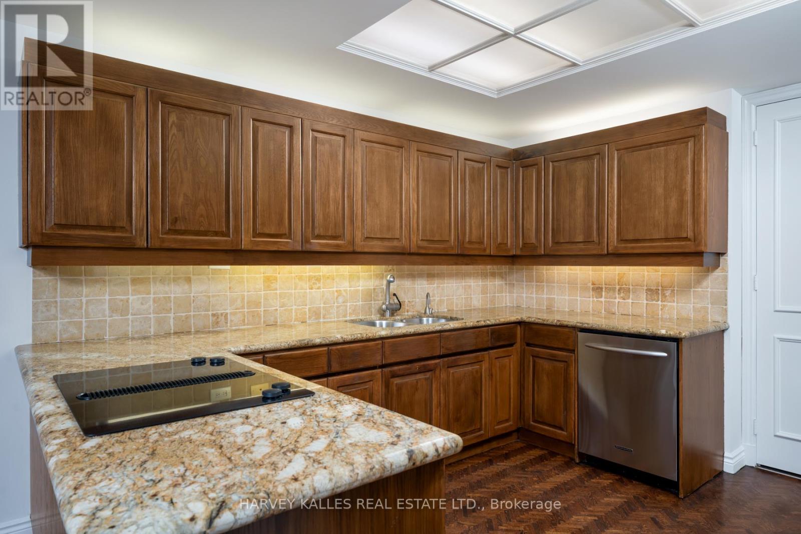 204 - 70 Rosehill Avenue, Toronto, Ontario  M4T 2W7 - Photo 17 - C13056736