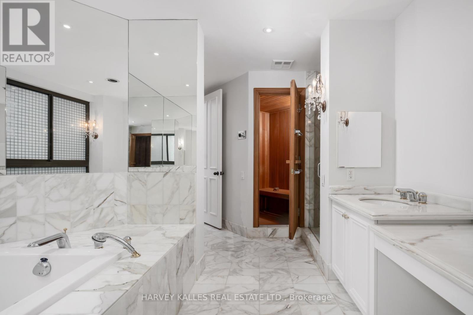 204 - 70 Rosehill Avenue, Toronto, Ontario  M4T 2W7 - Photo 35 - C13056736