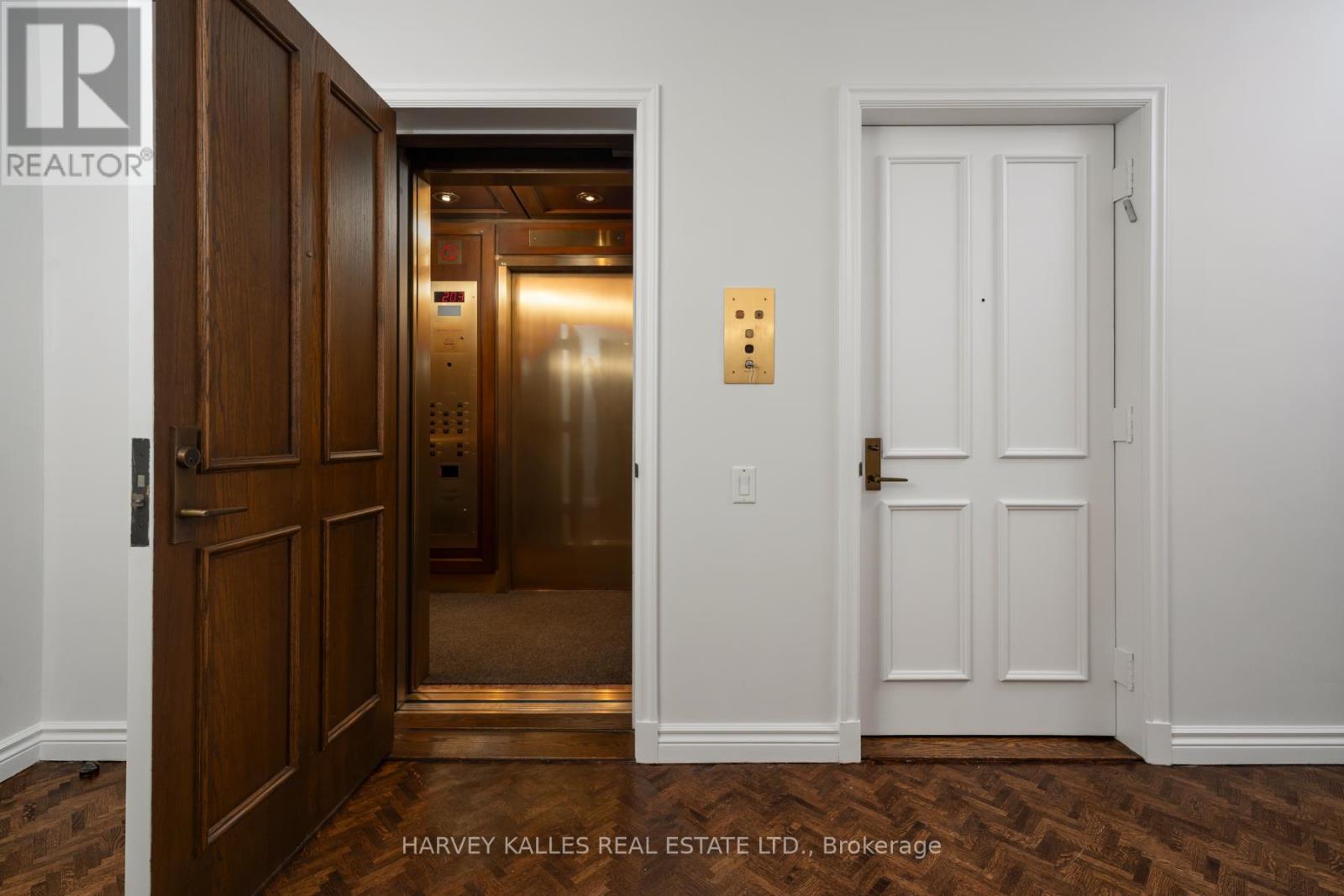 204 - 70 Rosehill Avenue, Toronto, Ontario  M4T 2W7 - Photo 5 - C13056736