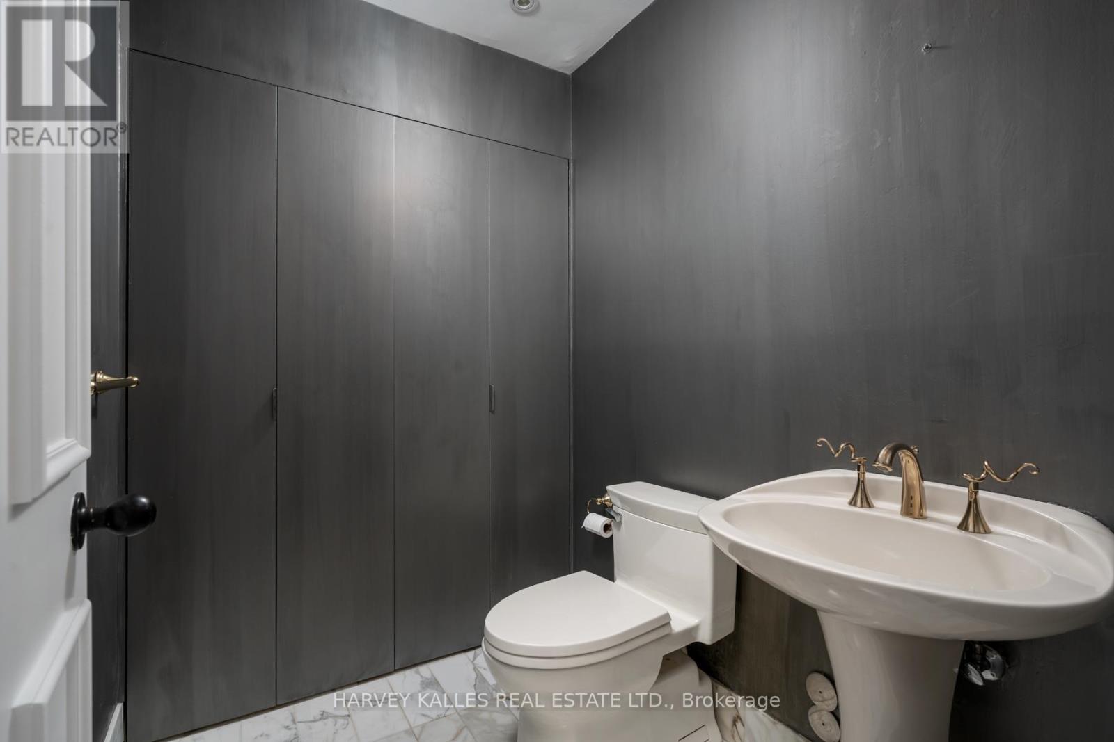 204 - 70 Rosehill Avenue, Toronto, Ontario  M4T 2W7 - Photo 6 - C13056736