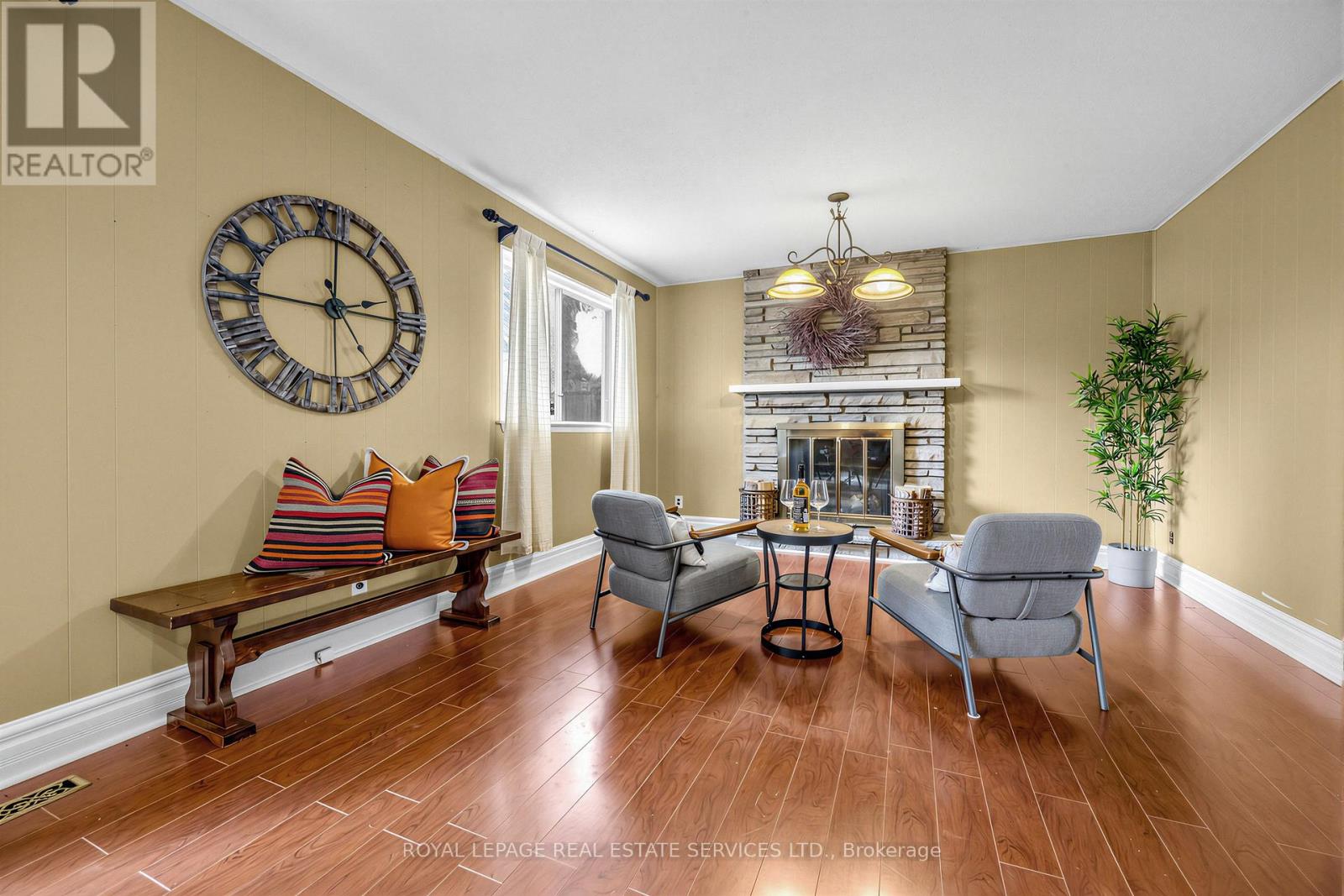 16 Donnacona Crescent, Toronto, Ontario  M1E 3P9 - Photo 10 - E13056994