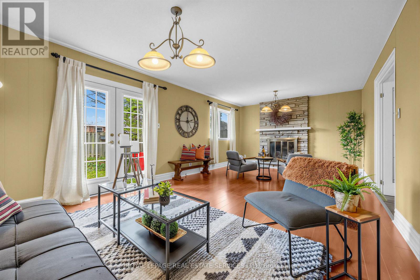 16 Donnacona Crescent, Toronto, Ontario  M1E 3P9 - Photo 11 - E13056994