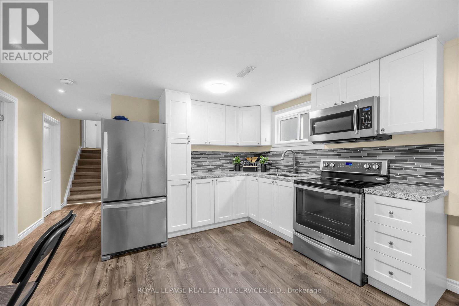 16 Donnacona Crescent, Toronto, Ontario  M1E 3P9 - Photo 19 - E13056994