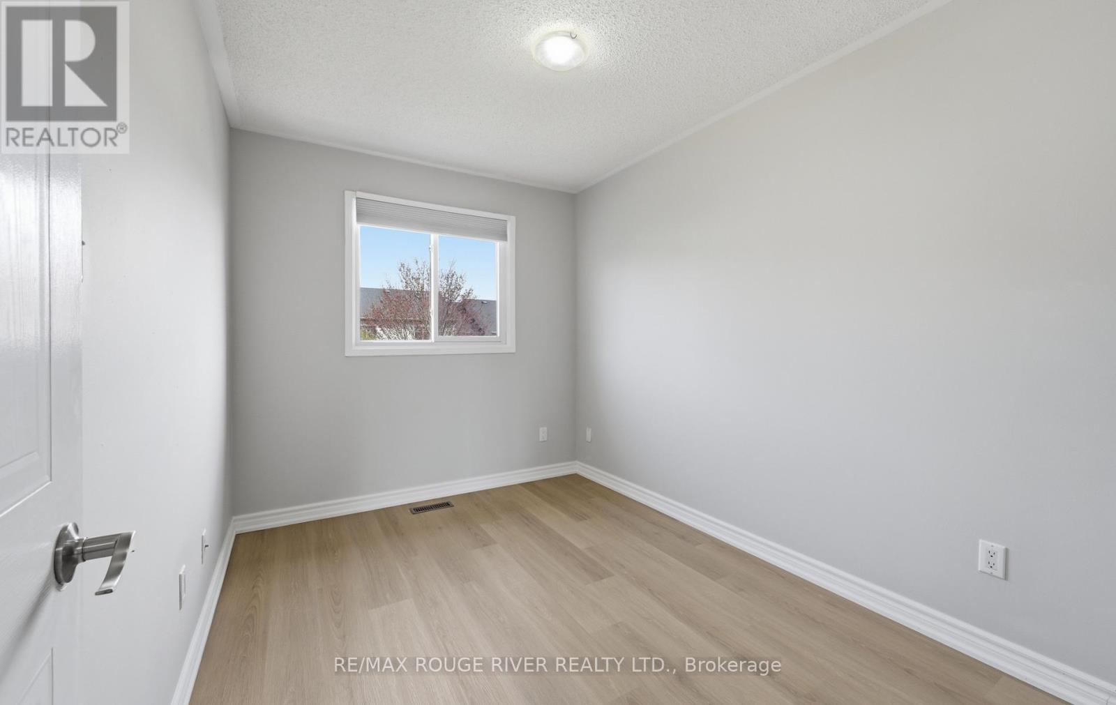 24 Trewin Lane, Clarington, Ontario  L1C 4W9 - Photo 16 - E13057160