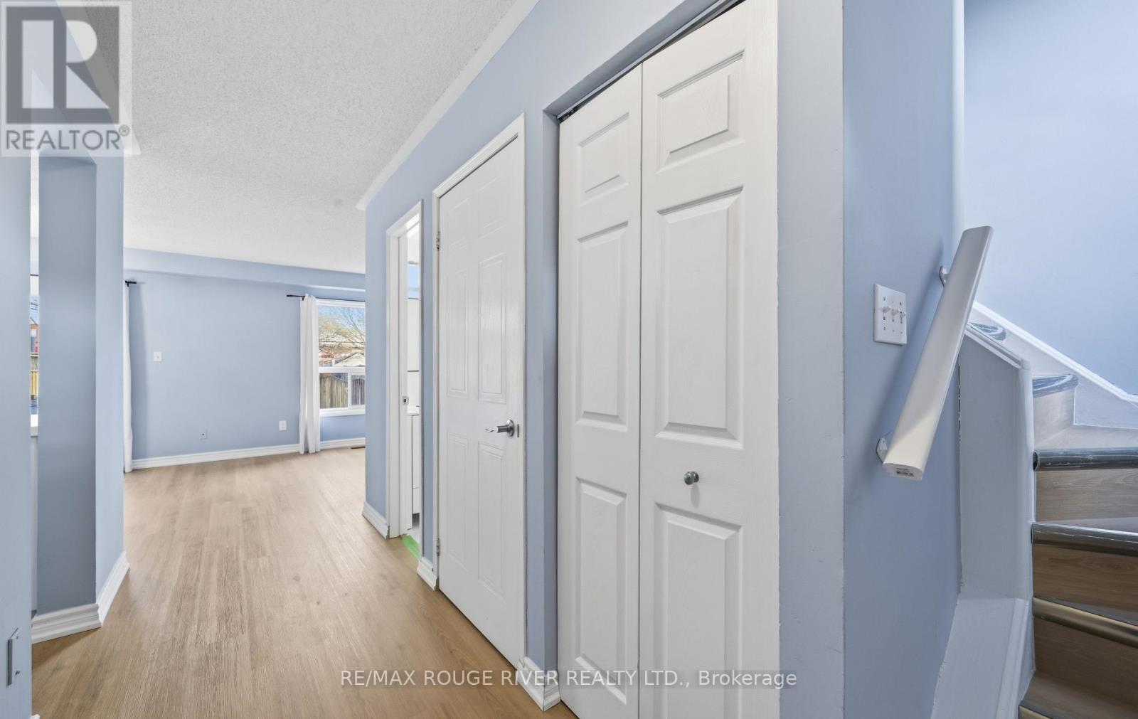 24 Trewin Lane, Clarington, Ontario  L1C 4W9 - Photo 4 - E13057160