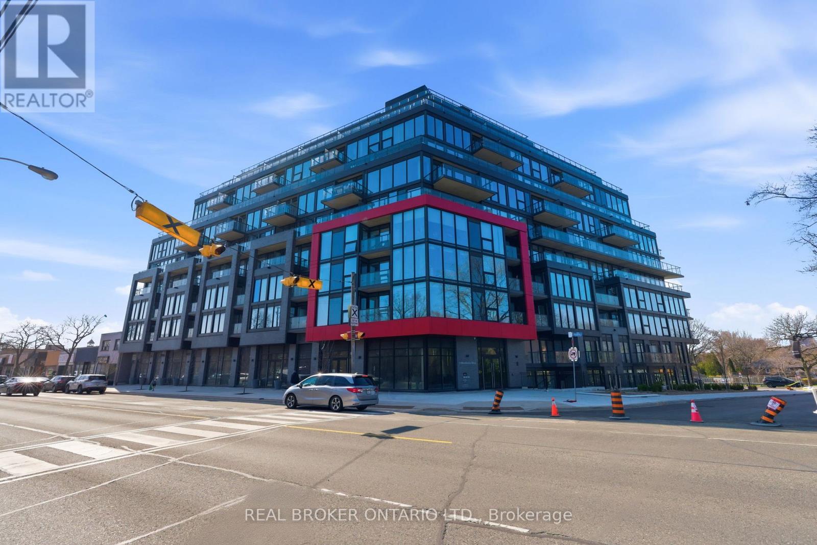 912 - 2 MANDERLEY DRIVE, Toronto, Ontario