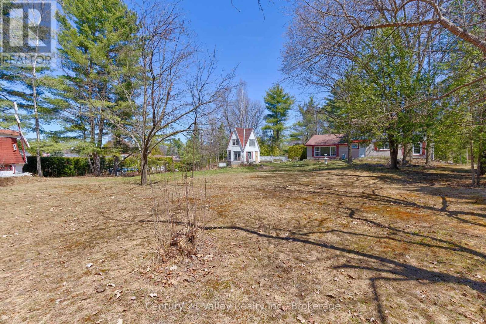 775 Pinegrove Crescent, Petawawa, Ontario  K8A 7E3 - Photo 39 - X12933950