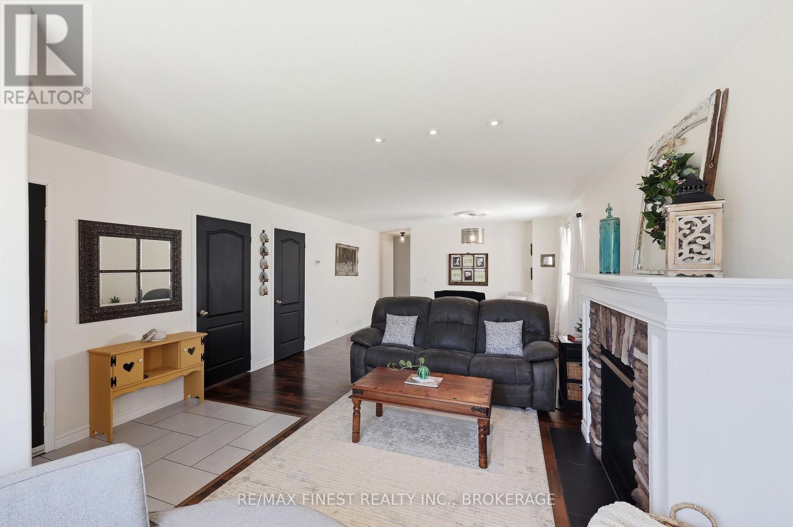 1312 Fisher Crescent, Kingston, Ontario  K7M 8T2 - Photo 11 - X13057014