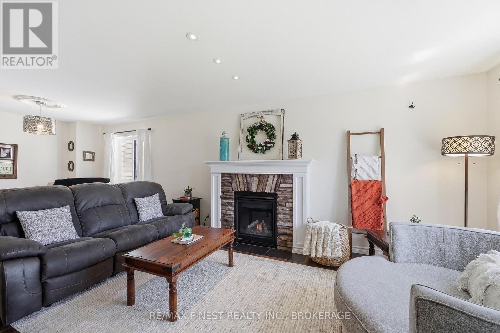 1312 Fisher Crescent, Kingston, Ontario  K7M 8T2 - Photo 8 - X13057014