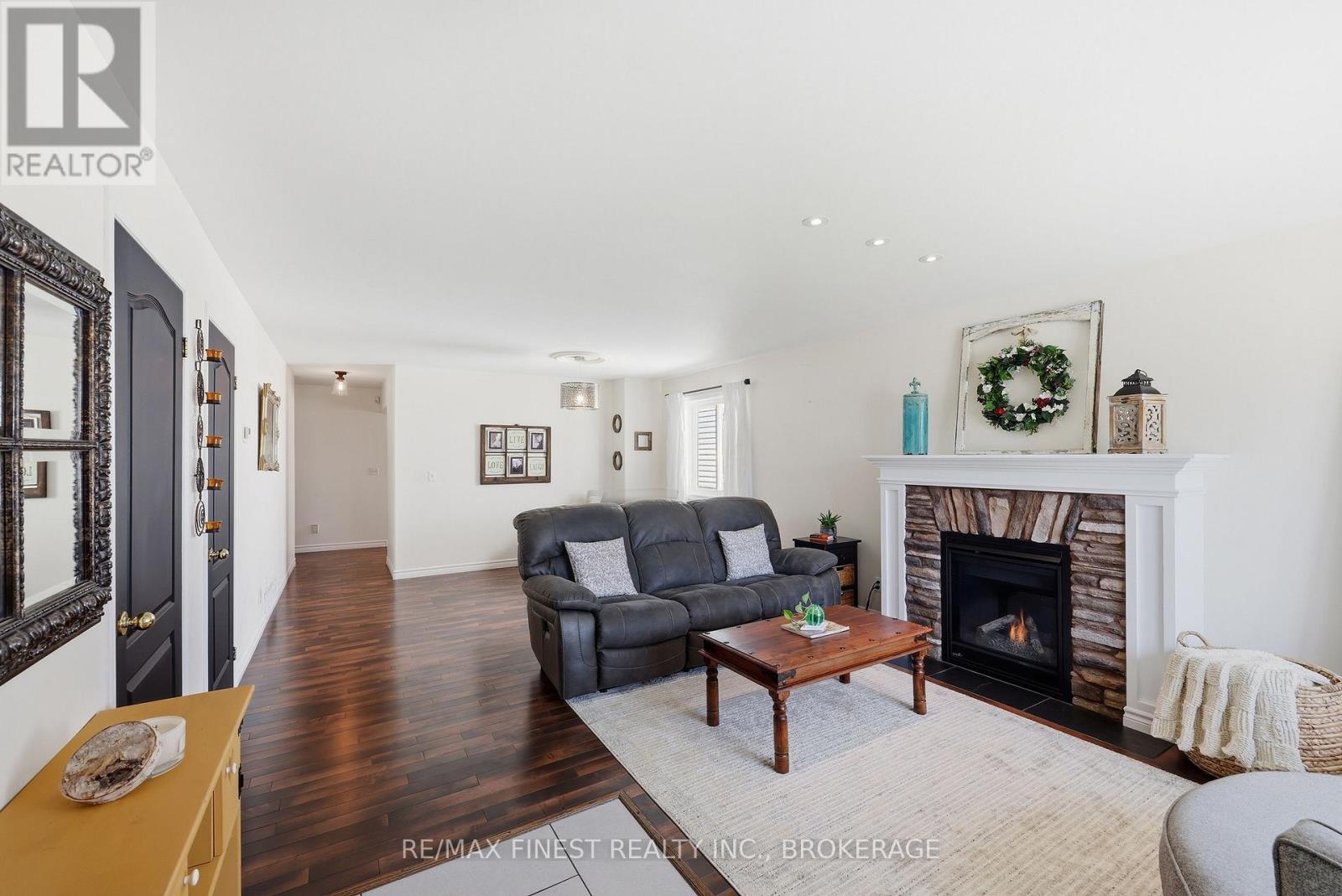 1312 Fisher Crescent, Kingston, Ontario  K7M 8T2 - Photo 6 - X13057014