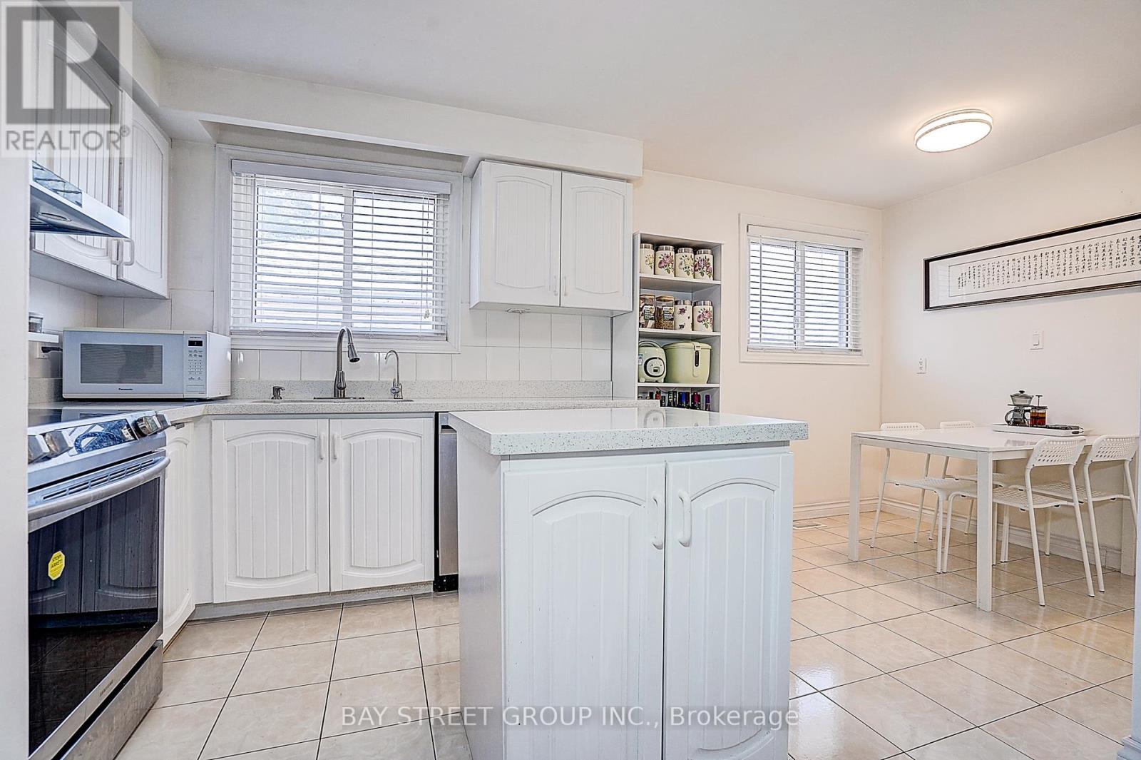 93 Clark Avenue, Markham (Thornhill), Ontario  L3T 1S7 - Photo 16 - N13057080