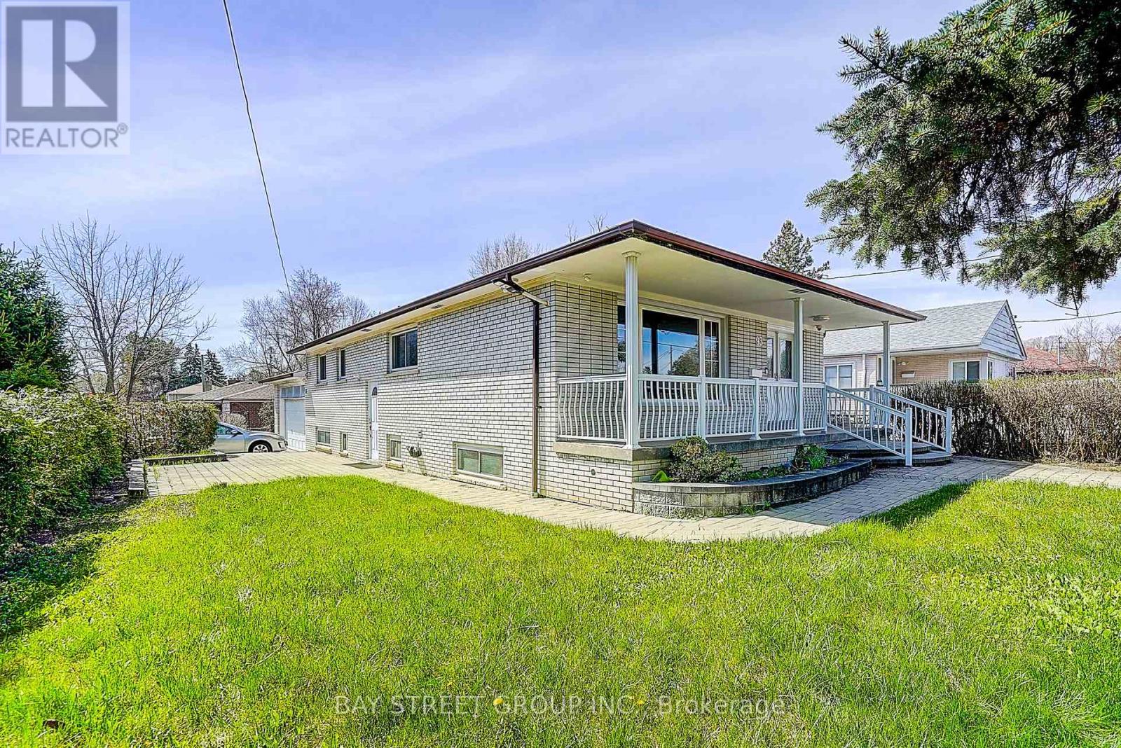 93 Clark Avenue, Markham (Thornhill), Ontario  L3T 1S7 - Photo 5 - N13057080