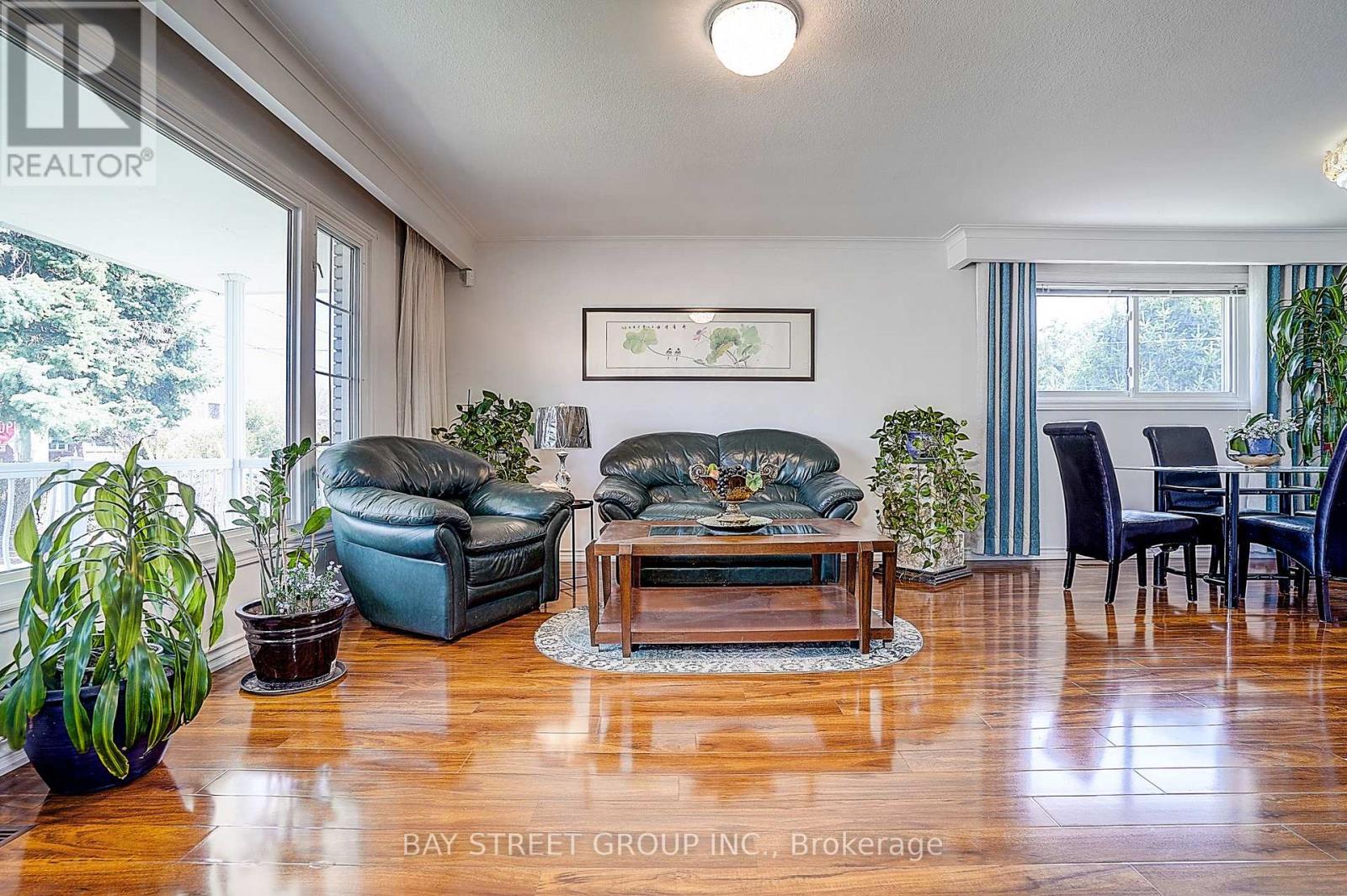 93 Clark Avenue, Markham (Thornhill), Ontario  L3T 1S7 - Photo 9 - N13057080