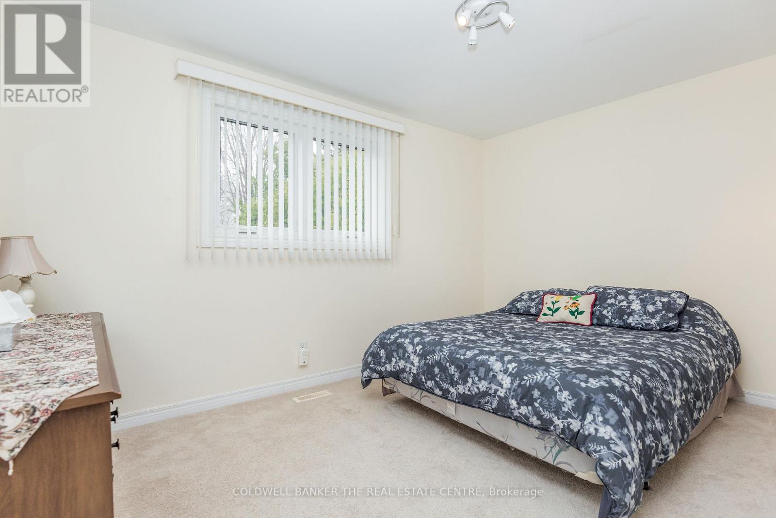 4 Everton Drive, Innisfil, Ontario  L0L 1R0 - Photo 14 - N13057178