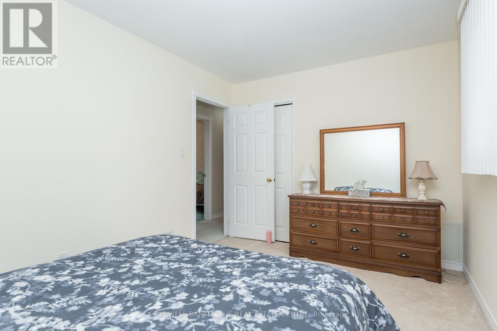 4 Everton Drive, Innisfil, Ontario  L0L 1R0 - Photo 15 - N13057178