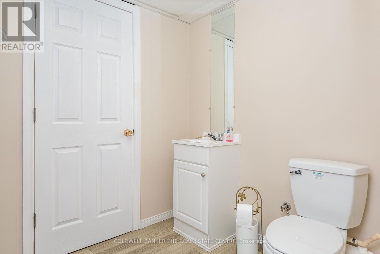 4 Everton Drive, Innisfil, Ontario  L0L 1R0 - Photo 26 - N13057178