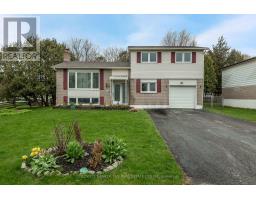4 EVERTON DRIVE, Innisfil, Ontario