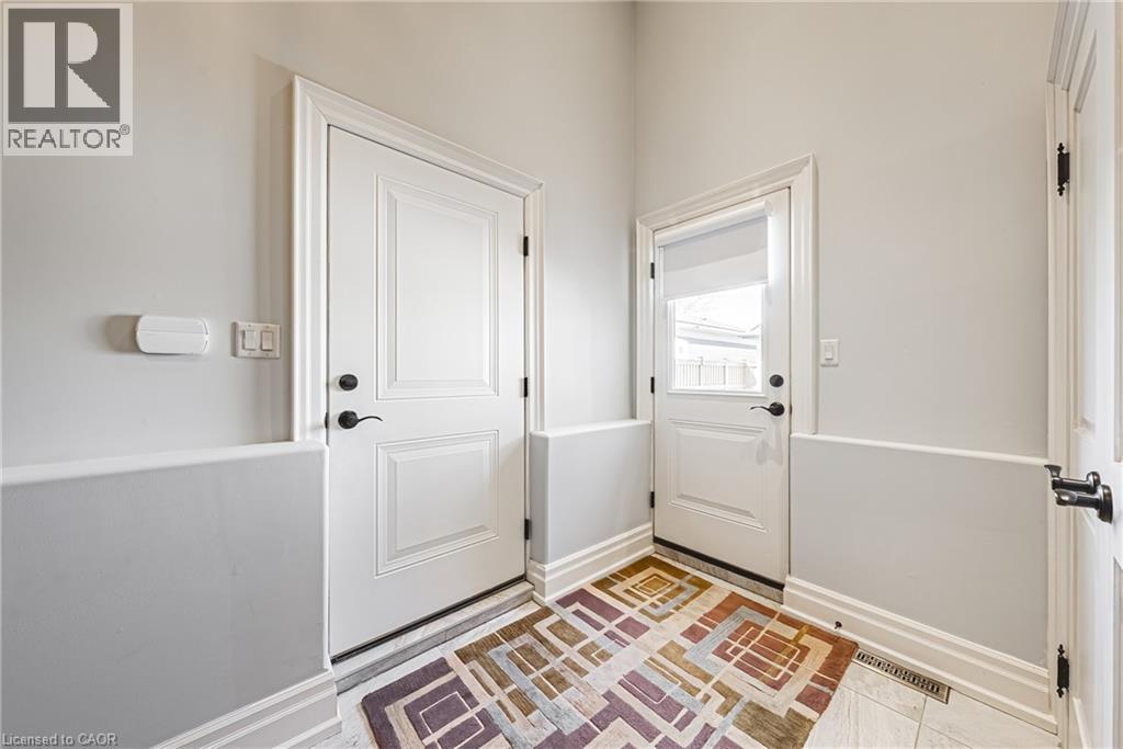 221 Glover Road, Stoney Creek, Ontario  L8E 5H6 - Photo 33 - 40824822