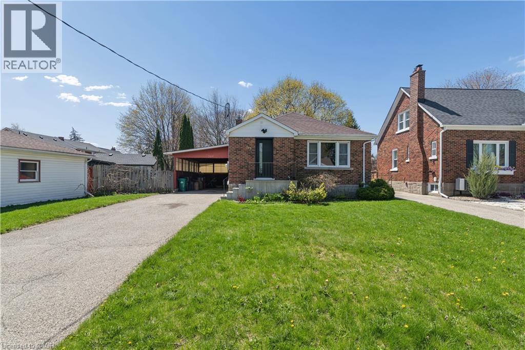 209 BEDFORD Road, Kitchener, Ontario