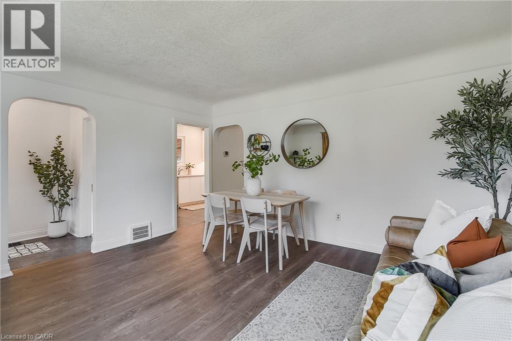 209 Bedford Road, Kitchener, Ontario  N2G 3A5 - Photo 8 - 40824617