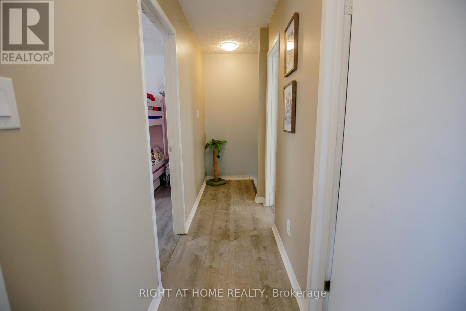 151 Little Avenue, Barrie (Allandale Heights), Ontario  L4N 6L6 - Photo 21 - S13057046