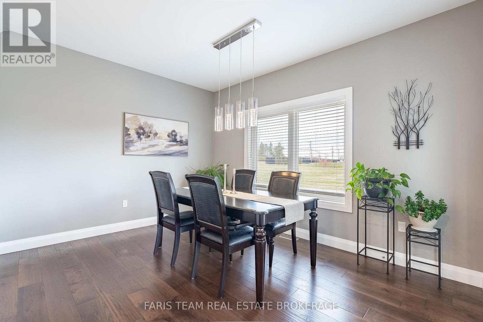 5 Breanna Boulevard, Oro-Medonte (Prices Corners), Ontario  L3V 6H2 - Photo 14 - S13057068